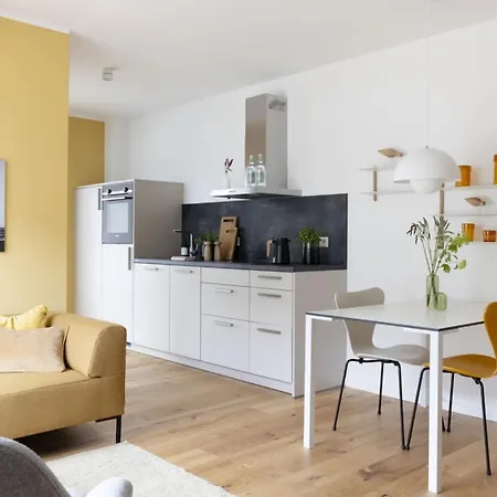 Strandroggen Apartment *
